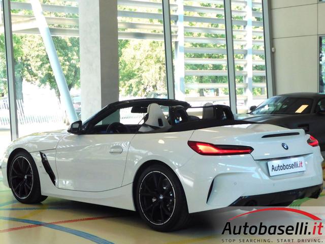 BMW Z4 CABRIO SDRIVE20I MSPORT AUTOMATICA 197CV - foto 4 di 4