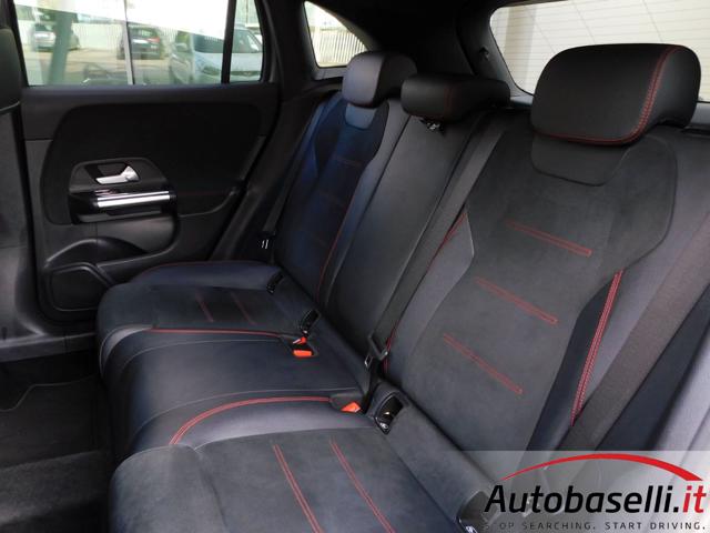 Mercedes-Benz GLA 200 D AUTOMATIC 8G-DCT PREMIUM 150CV 'UNICO PROP' - foto 3 di 4