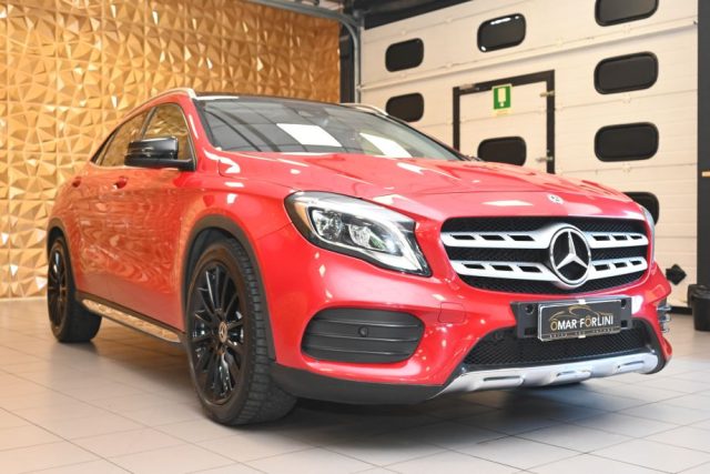 Mercedes-Benz GLA 200 PREMIUM AMG AUTO TETTO CAM PELLE LED 19"STRAFULL!! - foto 3 di 4