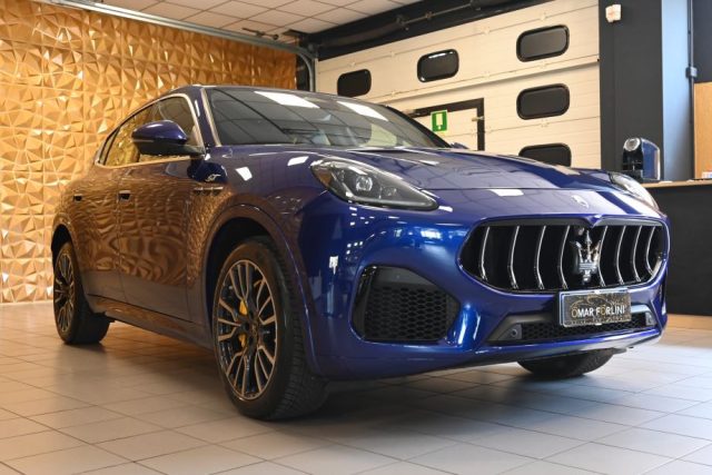 Maserati Grecale 2.0 GT 300CV MHEV Q4 F1 NAVI 20"PINZE GIALLE FULL! - foto 3 di 4