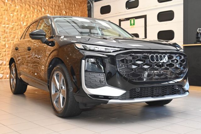 Audi Q3 NUOVA SPB 35 TFSI S-TR. S-LINE TETTO19"GANCIO FULL nuovo a BRESCIA