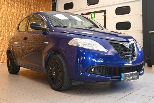 Lancia Ypsilon 1.2 69CV 5m ECOCHIC ELEFANTINO E6b X NEOPATENTATI! - foto 2 di 4
