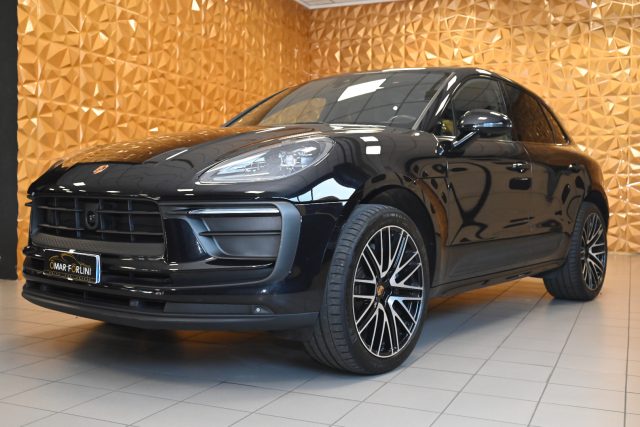 Porsche Macan 2.0PDK 265CV PCM TET.LED21"SCAR.PASM RADAR CHRONO, del 2024, 88.000 km, in vendita a Brescia (BS)