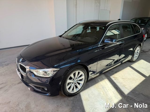 BMW 318 d Touring Business Advantage - foto 2 di 4