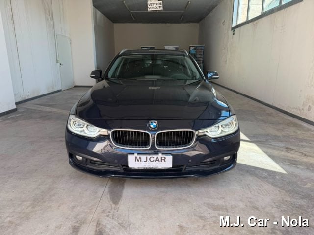 BMW 318 d Touring Business Advantage - foto 3 di 4