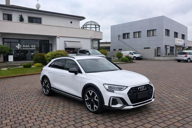 Audi A3 allstreet 35 TDI S tronic Identity Arrow S line - foto 3 di 4