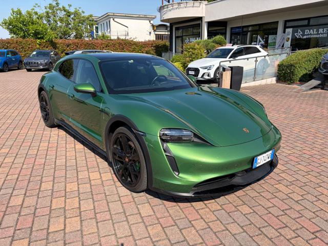 Porsche Taycan 4 Sport Turismo - foto 3 di 4