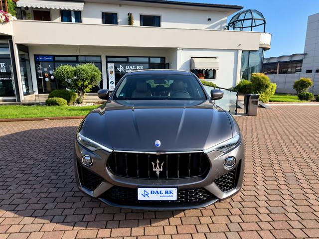 Maserati Levante V6 AWD Gransport - foto 2 di 17