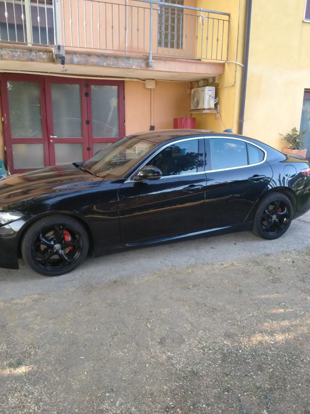 Alfa Romeo Giulia 2.2 Turbodiesel 150 CV Business, del 2016, 170.000 km, in vendita a Montagnana (PD)
