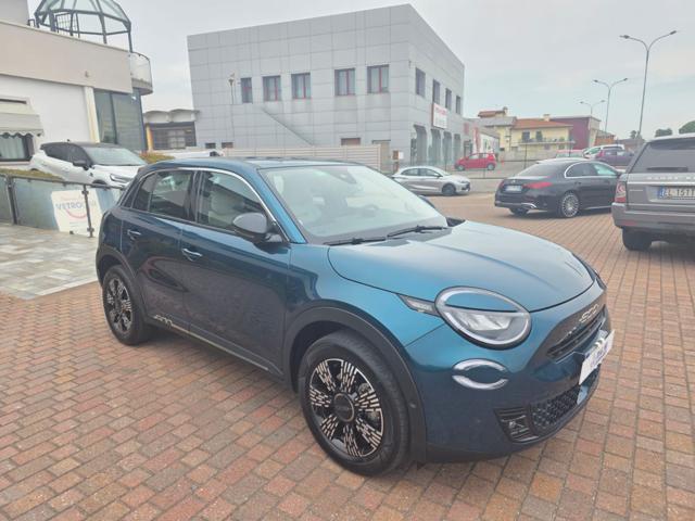 Fiat 600 Hybrid 100 CV DCT MHEV - foto 3 di 4