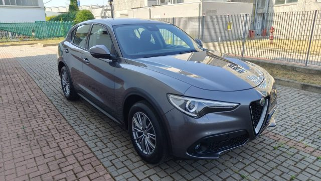 Alfa Romeo Stelvio 2.2 Turbodiesel 190 CV AT8 Q4 Business - foto 2 di 4