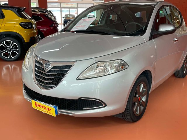 Lancia Ypsilon 1.2 69 CV 5 porte Gold usato a BEINASCO