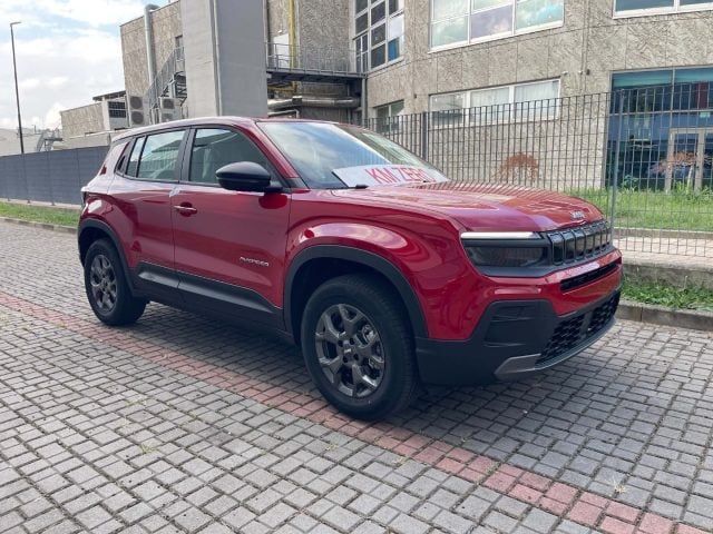 Jeep Avenger 1.2 turbo e-hybrid mhev Longitude fwd 110cv edct6 - foto 2 di 4