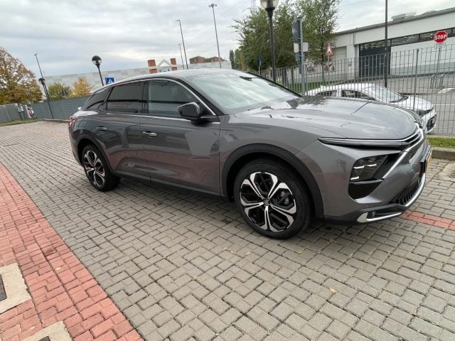 Citroën C5 X PureTech 130 S&S EAT8 Plus, del 2025, 6.000 km, in vendita a Beinasco (TO)
