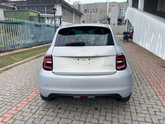 Fiat 500 Berlina Hybrid Icon - foto 3 di 4