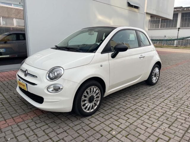 Fiat 500 C 1.0 Hybrid, del 2023, 30.000 km, in vendita a Beinasco (TO)