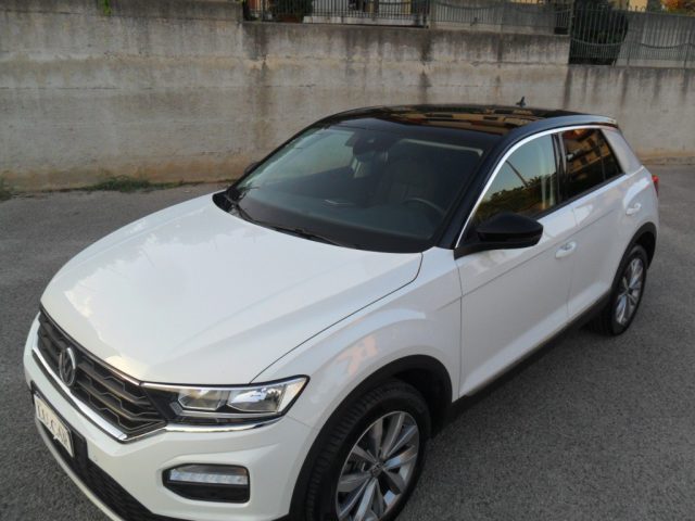 Volkswagen T-Roc 1.5 TSI ACT Advanced BlueMotion Technology - foto 3 di 4