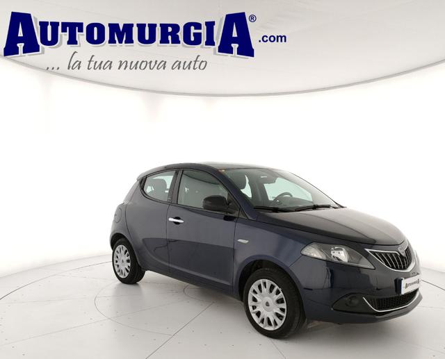 Lancia Ypsilon 1.0 FireFly 5 porte S&S Hybrid Ecochic Silver usato a BARLETTA