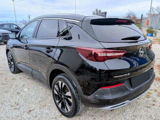 Opel Grandland X 1.5 diesel Ecotec S&S aut. Innovation TAGLIANDATA - foto 3 di 4