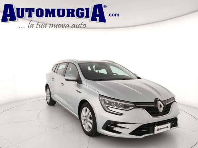 Renault Megane Mégane Sporter Blue dCi 115 CV Business, del 2021, 111.478 km, in vendita a Barletta (BT)