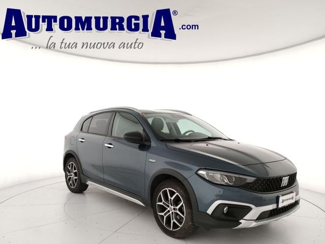 Fiat Tipo 1.0 5 porte Cross, del 2021, 80.400 km, in vendita a Barletta (BT)