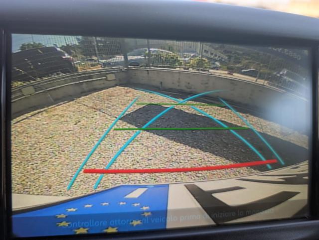 Peugeot 2008 BlueHDi 100 Allure, del 2017, 90.617 km, in vendita a Barletta (BT)