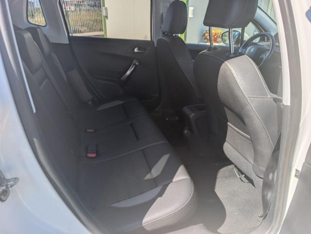 Peugeot 2008 BlueHDi 100 Allure - foto 4 di 4