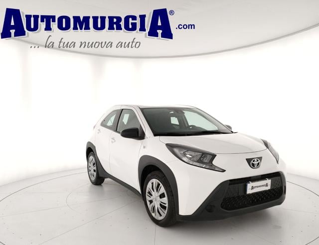Toyota Aygo X 1.0 VVT-i 72 CV 5 porte Active, del 2023, 68.337 km, in vendita a Barletta (BT)