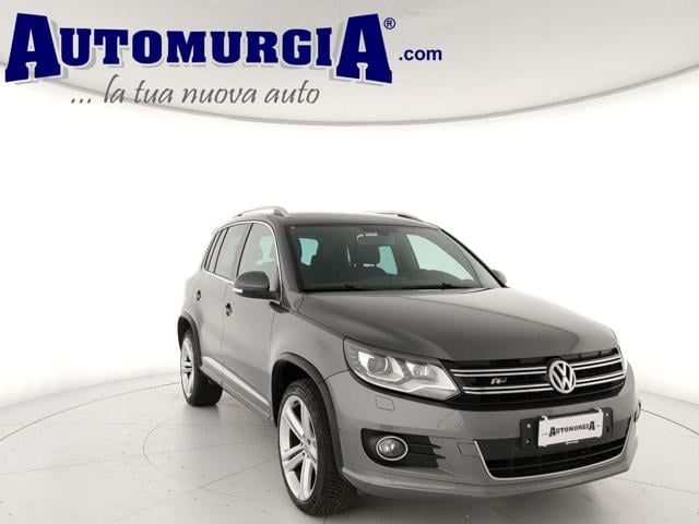 Volkswagen Tiguan 2.0 TDI 177 CV 4MOTION DSG R-Line BlueMotion Tech., del 2015, 113.936 km, in vendita a Barletta (BT)