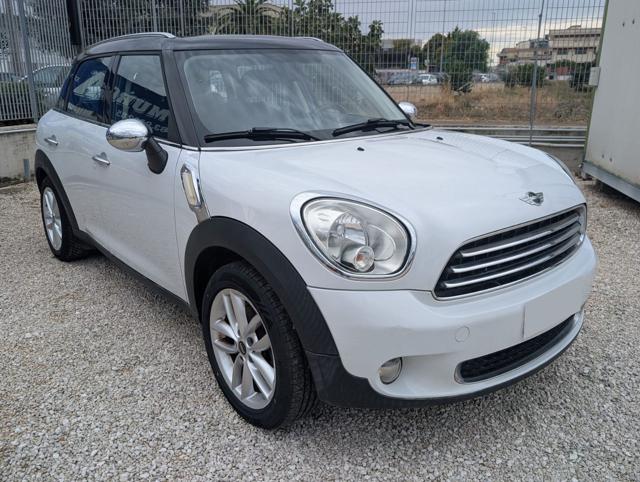 MINI Countryman Cooper - foto 2 di 4