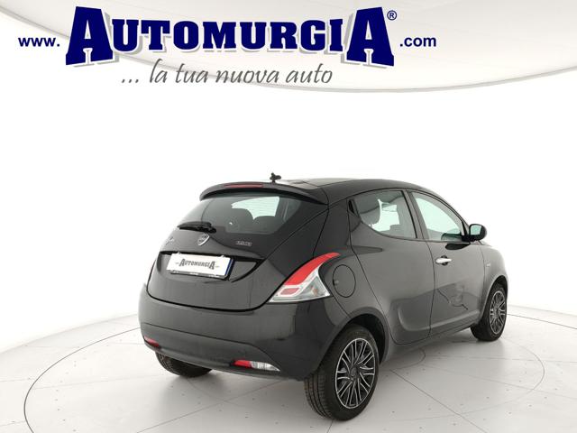 Lancia Ypsilon 1.0 FireFly 5 porte S&S Hybrid Silver 5P. - foto 4 di 4