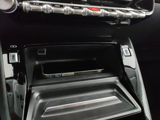 Peugeot 208 Allure Turbo benzina 100, in vendita a Barletta (BT)