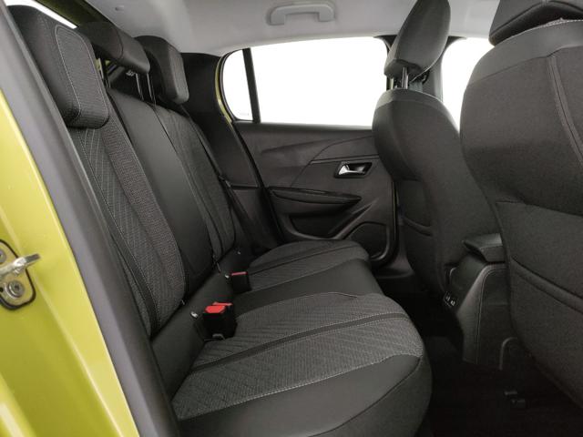 Peugeot 208 Allure Turbo benzina 100 nuovo a BARLETTA