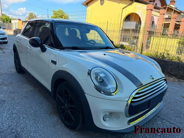 MINI Cooper D 1.5 Cooper D Business 5 porte - foto 3 di 4