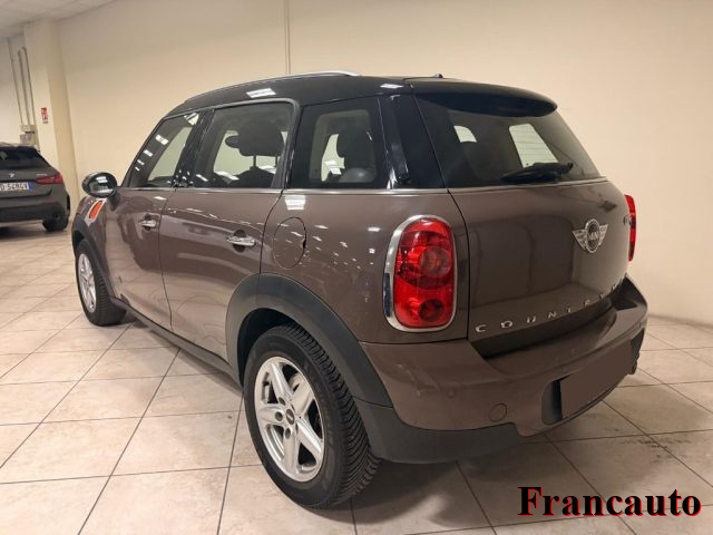 MINI Countryman Mini Cooper D Countryman ALL4 112cv 1.6 - foto 3 di 4
