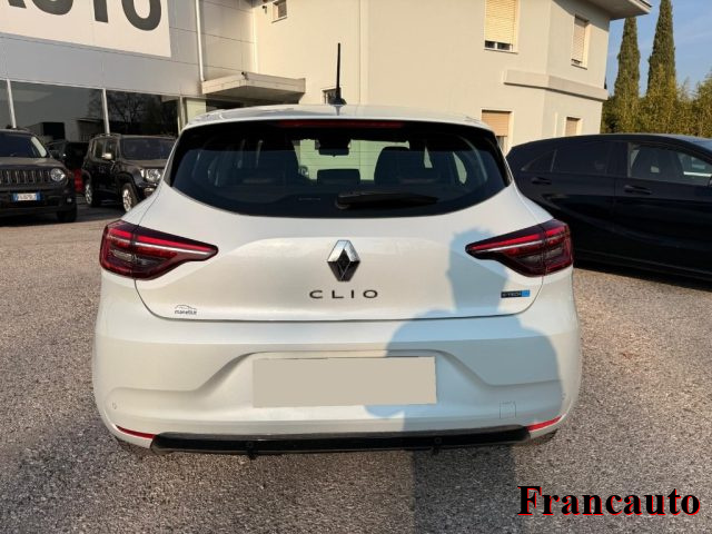 Renault Clio Full Hybrid E-Tech 140 CV 5 porte R.S. Line - foto 4 di 4