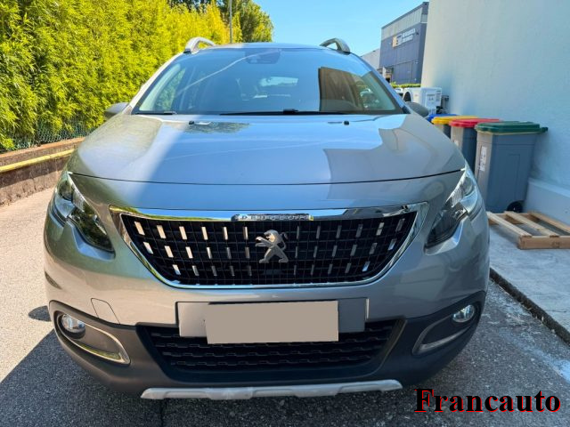 Peugeot 2008 PureTech 82 S&S Allure - foto 2 di 4