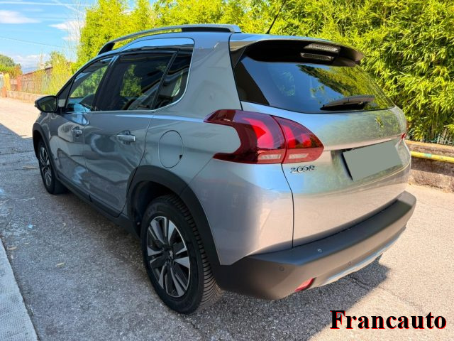 Peugeot 2008 PureTech 82 S&S Allure - foto 3 di 4