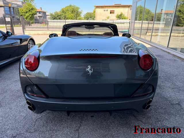 Ferrari California DCT - foto 3 di 4