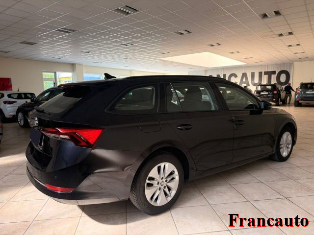 Skoda Octavia 2.0 TDI EVO SCR 150 CV DSG Wagon Executive - foto 3 di 4