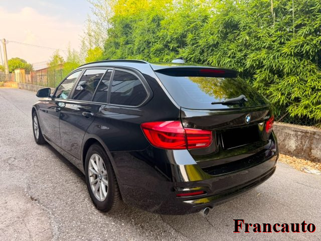 BMW 318 d Touring Business Advantage aut. - foto 4 di 4