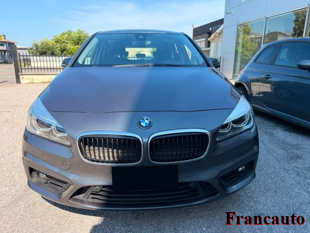 BMW 218 d Active Tourer Luxury - foto 2 di 4