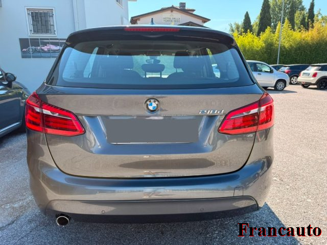 BMW 218 d Active Tourer Luxury - foto 3 di 4