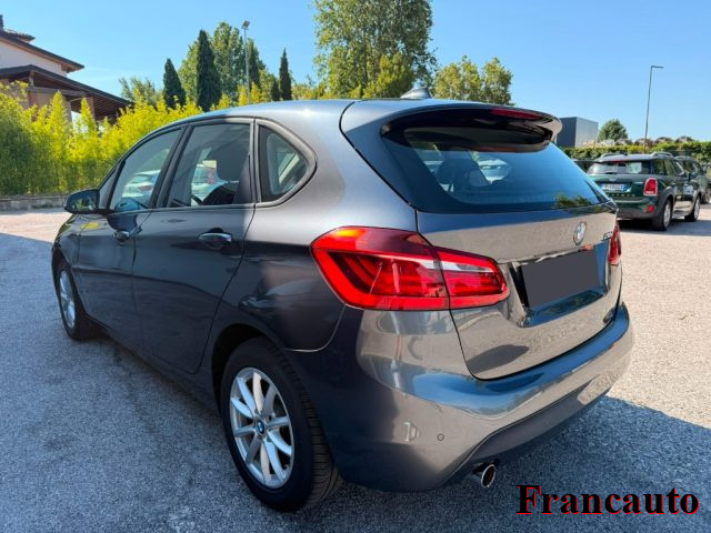 BMW 218 d Active Tourer Luxury - foto 4 di 4