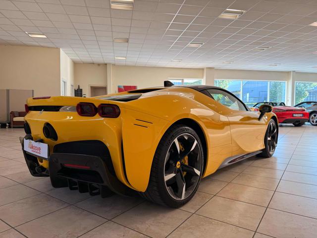 Ferrari SF90 Stradale - foto 4 di 4