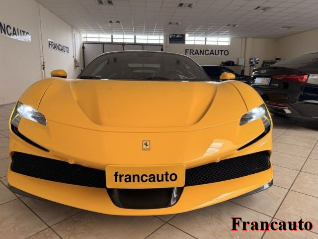 Ferrari SF90 Stradale - foto 2 di 17