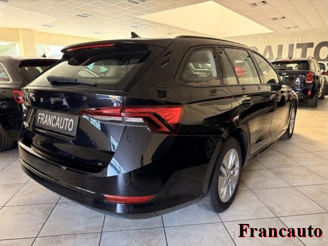 Skoda Octavia 2.0 TDI EVO SCR 150 CV DSG Wagon Executive - foto 4 di 14