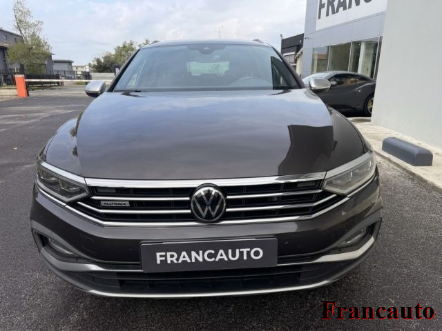 Volkswagen Passat Alltrack 2.0 TDI 200 CV 4MOTION DSG - foto 2 di 20