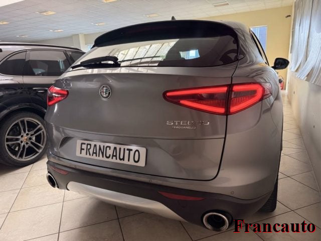 Alfa Romeo Stelvio 2.2 Turbodiesel 190 CV AT8 RWD Executive - foto 4 di 4