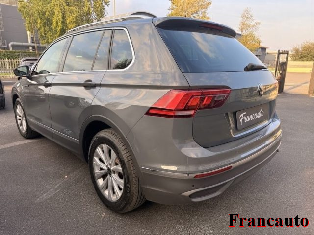 Volkswagen Tiguan 2.0 TDI 150 CV SCR DSG Life - foto 4 di 4